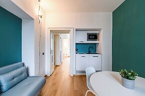 Bramante Luxury Apartments by InnStay