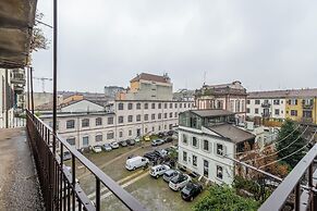 Bramante Luxury Apartments by InnStay