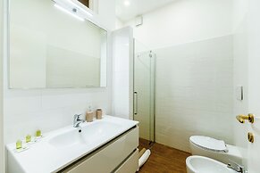 Bramante Luxury Apartments by InnStay