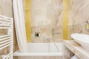 Merveil Luxury Suites - Septembre I-II