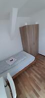 2-Rent Group Hostel Zimmer&Apartments GKP2