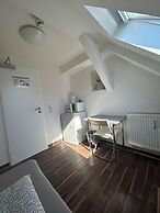 2-Rent Group Hostel Zimmer&Apartments GKP2