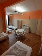 2-Rent Group Hostel Zimmer&Apartments GKP2