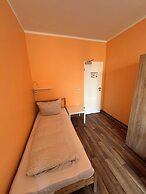 2-Rent Group Hostel Zimmer&Apartments GKP2