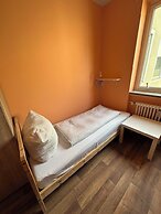 2-Rent Group Hostel Zimmer&Apartments GKP2