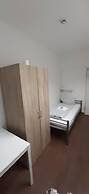 2-Rent Group Hostel Zimmer&Apartments GKP2