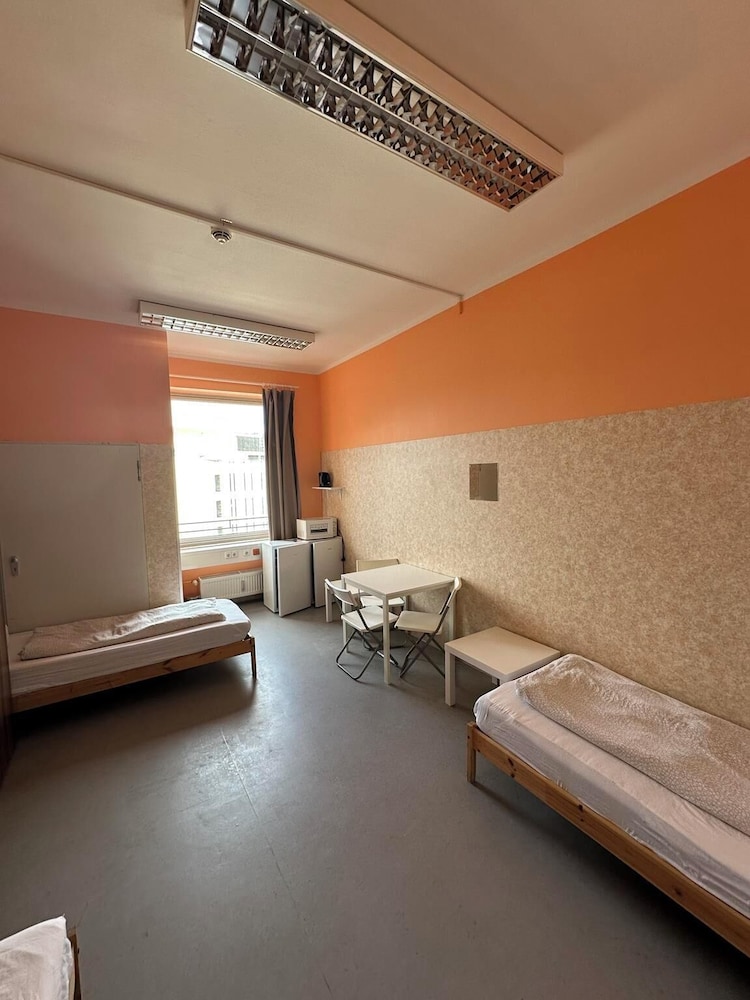 2-Rent Group Hostel Zimmer&Apartments GKP2