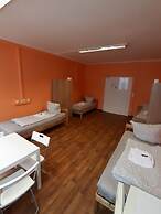 2-Rent Group Hostel Zimmer&Apartments GKP2