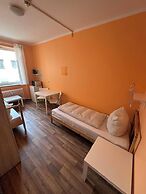 2-Rent Group Hostel Zimmer&Apartments GKP2