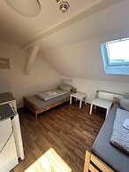 2-Rent Group Hostel Zimmer&Apartments GKP2