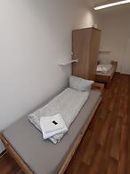 2-Rent Group Hostel Zimmer&Apartments GKP2