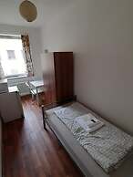 2-Rent Group Hostel Zimmer&Apartments GKP2