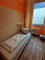 2-Rent Group Hostel Zimmer&Apartments GKP2