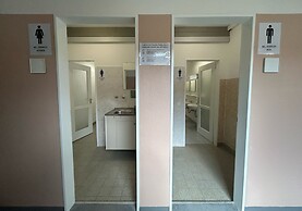 2-Rent Group Hostel Zimmer&Apartments GKP2