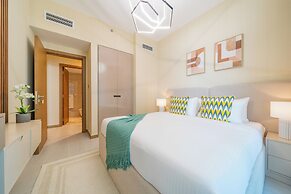 Impressive 2BR Apt with Premium