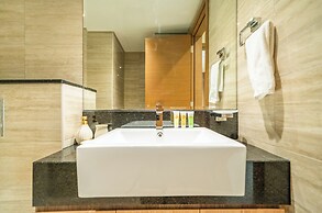 Impressive 2BR Apt with Premium