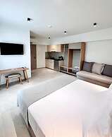 La Mer Luxury Apartments