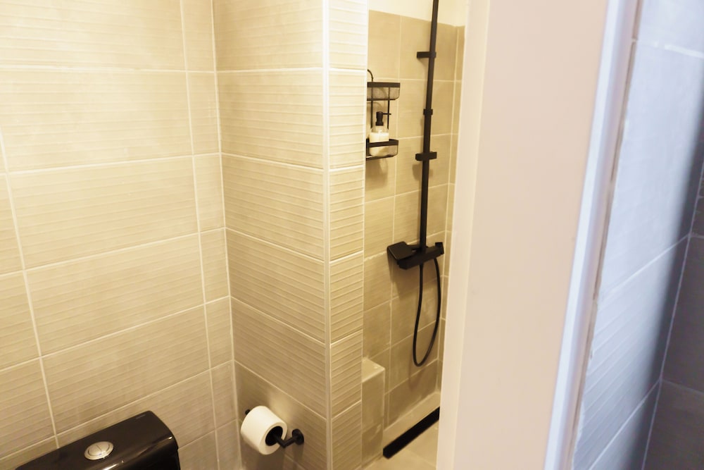 Sani Deluxe Suite Home