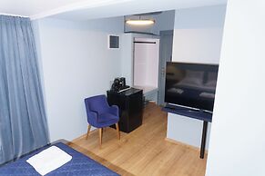 Sani Deluxe Suite Home