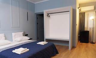 Sani Deluxe Suite Home