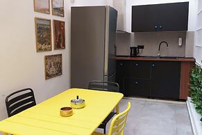 Sani Deluxe Suite Home