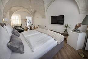 Kaiserstein Palace Apartments