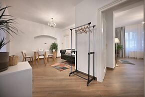 Kaiserstein Palace Apartments