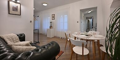 Kaiserstein Palace Apartments