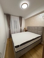 I&I Apartments 36