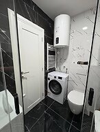 I&I Apartments 36