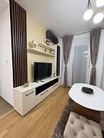 I&I Apartments 36