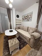 I&I Apartments 36