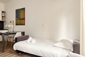 Delightful studios near Parco Tre Torri