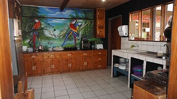Manakin Lodge