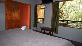 Manakin Lodge