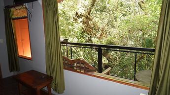 Manakin Lodge