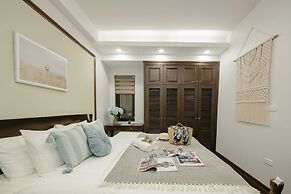 Lunaria Two Bedroom Apartment