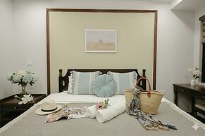 Lunaria Two Bedroom Apartment