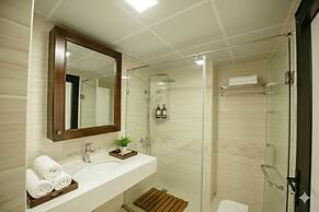 Lunaria Two Bedroom Apartment