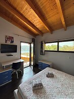 Smaragdine Blue Villa