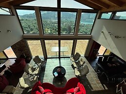 Smaragdine Blue Villa