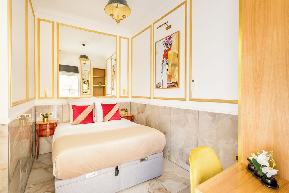 Merveil Luxury Suites - Opera I-II