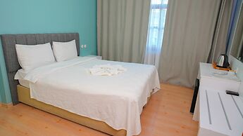 Uz Hotel Premium