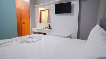 Uz Hotel Premium