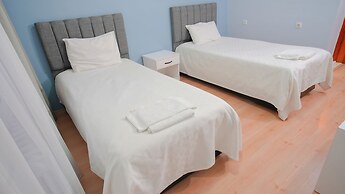 Uz Hotel Premium