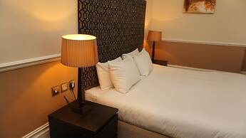 Albany Hotel