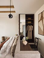 Kemelia Suites