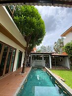 Serava Pet-Friendly Pool Villa Huahin