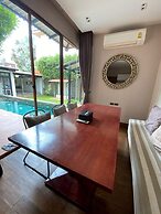 Serava Pet-Friendly Pool Villa Huahin