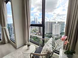 Expressionz Suites KL